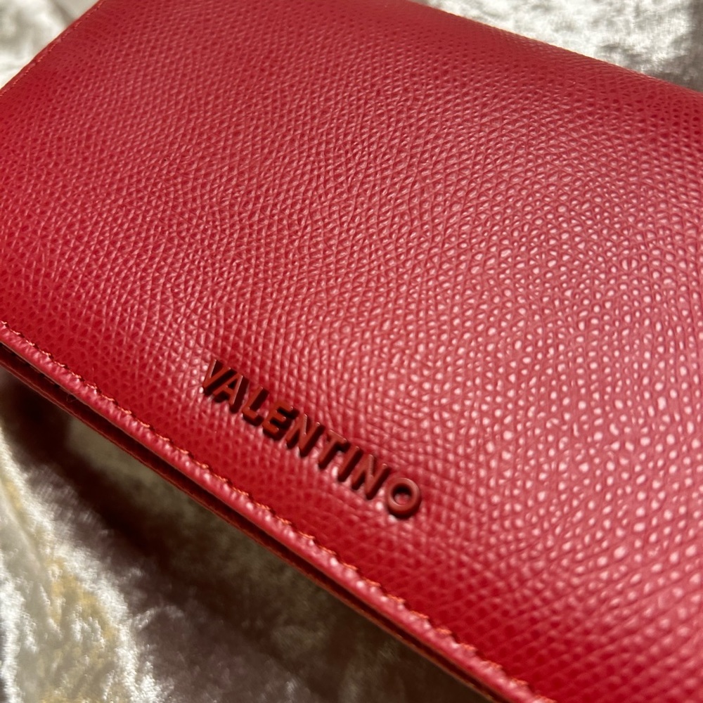 Valentino By Mario Valentino Sam Leather Wallet On Chain